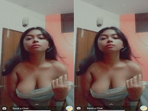 Sexy Indian Girl Shows her Nude Body part 2