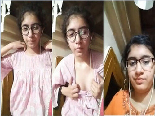 Horny Paki Girl Fingering Part 2