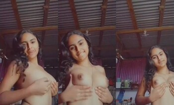 Cute Indian Vlg Girl Shows Boobs