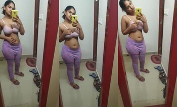 Cute Indian Girl Shows For Lover