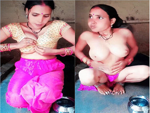 Indian Vlg Bhabhi Bathing (updates)