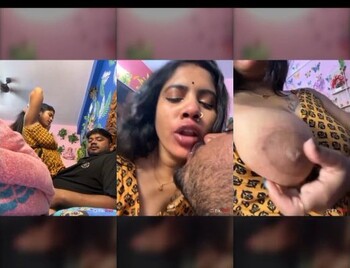 Indian Cpl Kissing and Shows Boobs