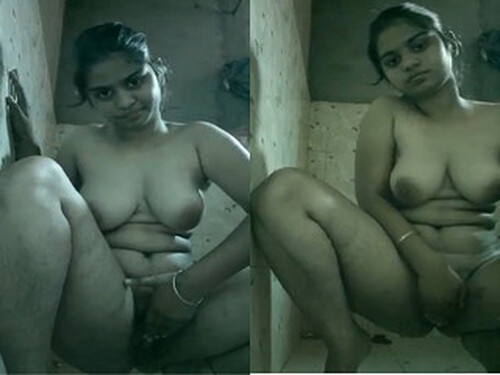 Horny Indian Girl Fingering