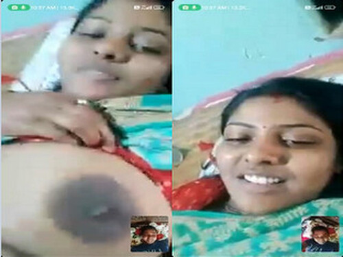 Indian Wife Shows Boobs On VC