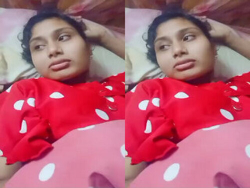 Indian Slim Wife Shows Nude Body TO Hubby (Updates)