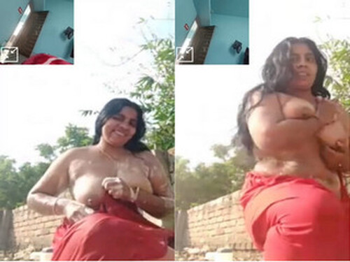 Indian Vlg Bhabhi Bathing (Updates)