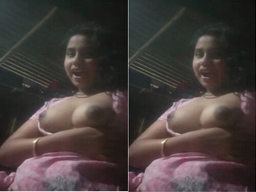 Sexy Indian Girl Show’s Boobs Part 2