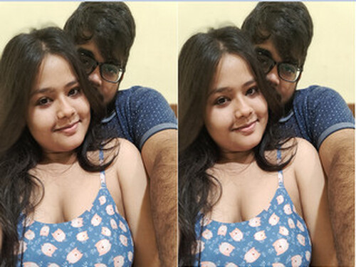 Sexy Indian girl Strip and Shows For Lover
