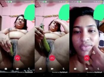 Horny Indian Girl Masturbating