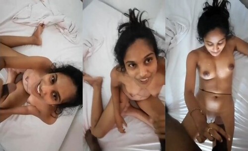 Sexy Slim Tamil mal Sucking Dick