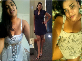 Sexy Indian Horny Wife Shows Boobs