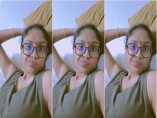 Nerdy Cute Tamil Milf Fingering (Updates)