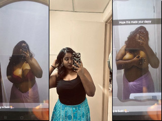 Chubby Malaysian Tamil Babe Boobs Show